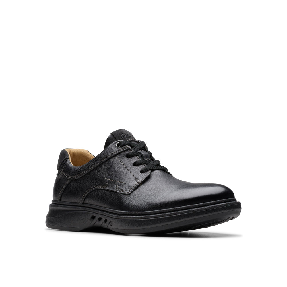 Un Briley Pace - Wide Feet