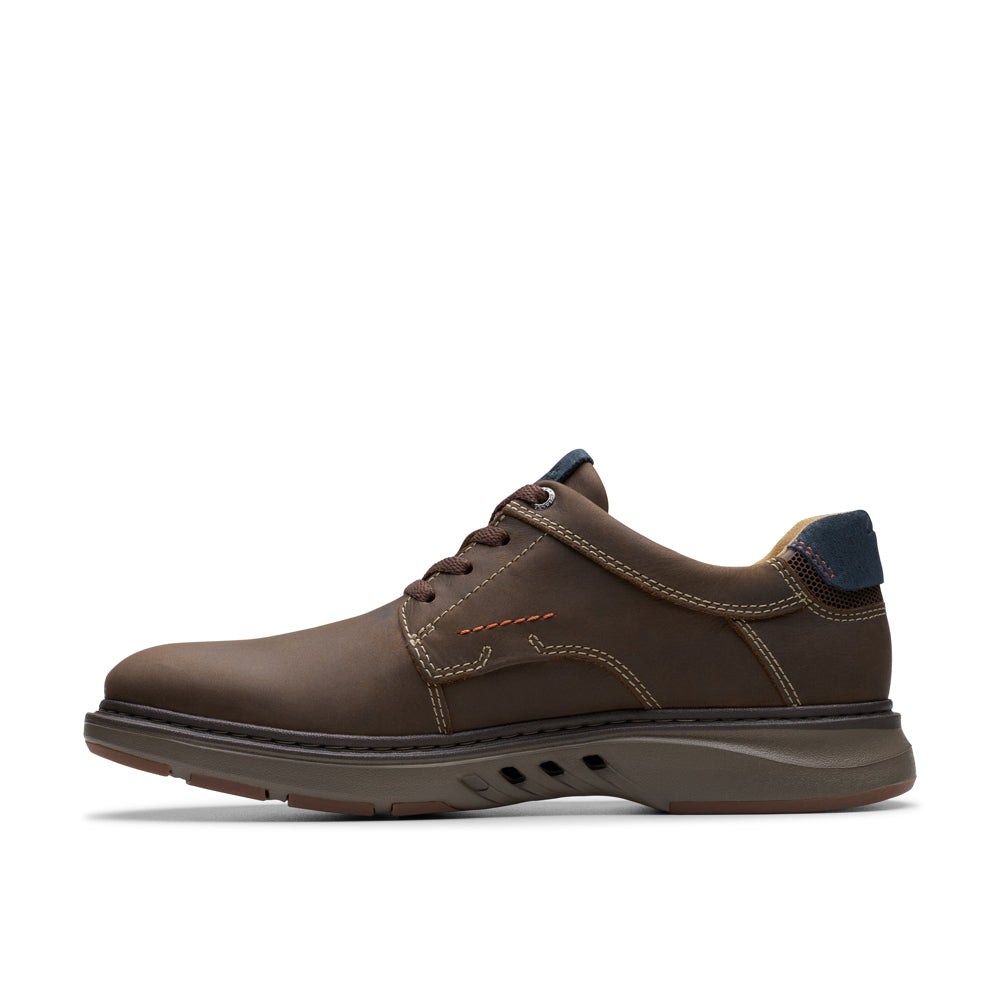 Un Briley Pace - Wide Feet