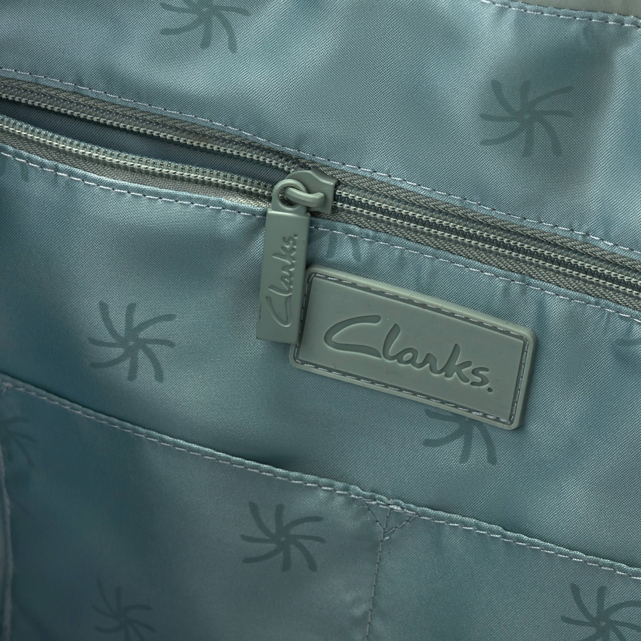 CL Tote
