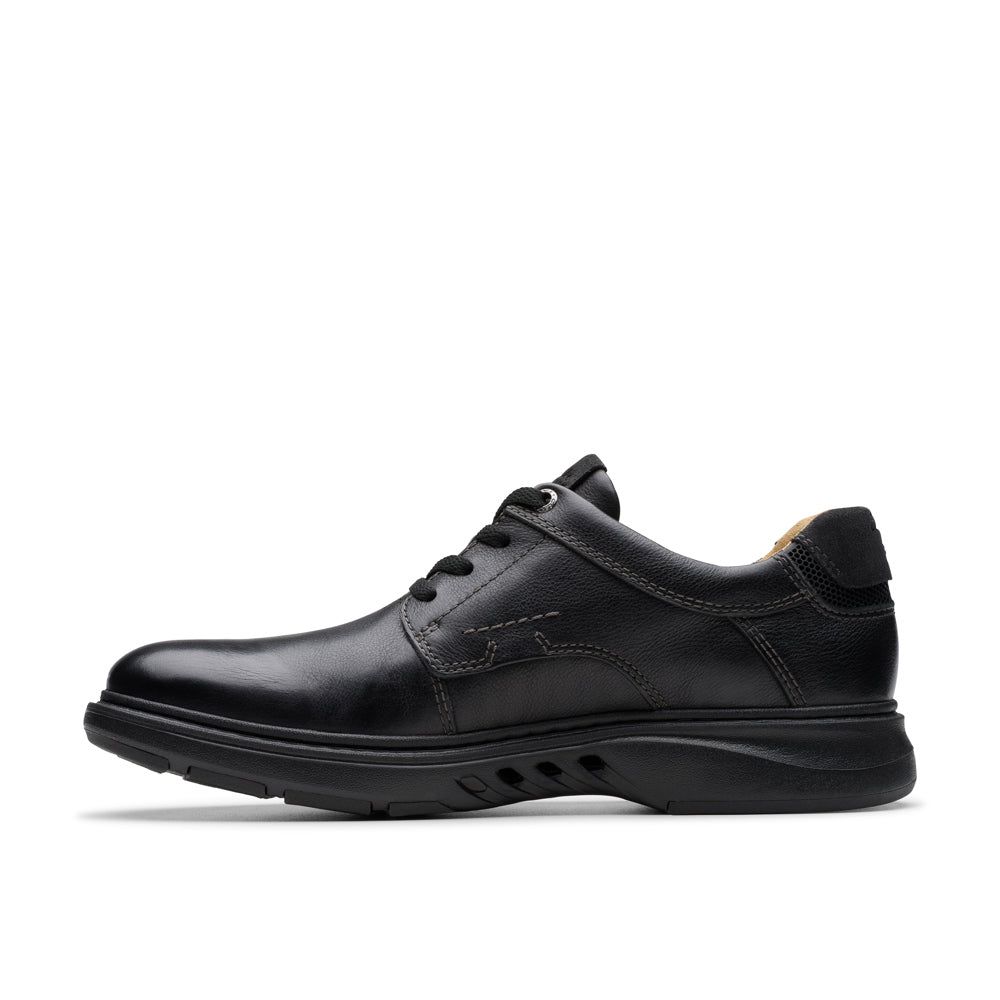 Un Briley Pace - Wide Feet