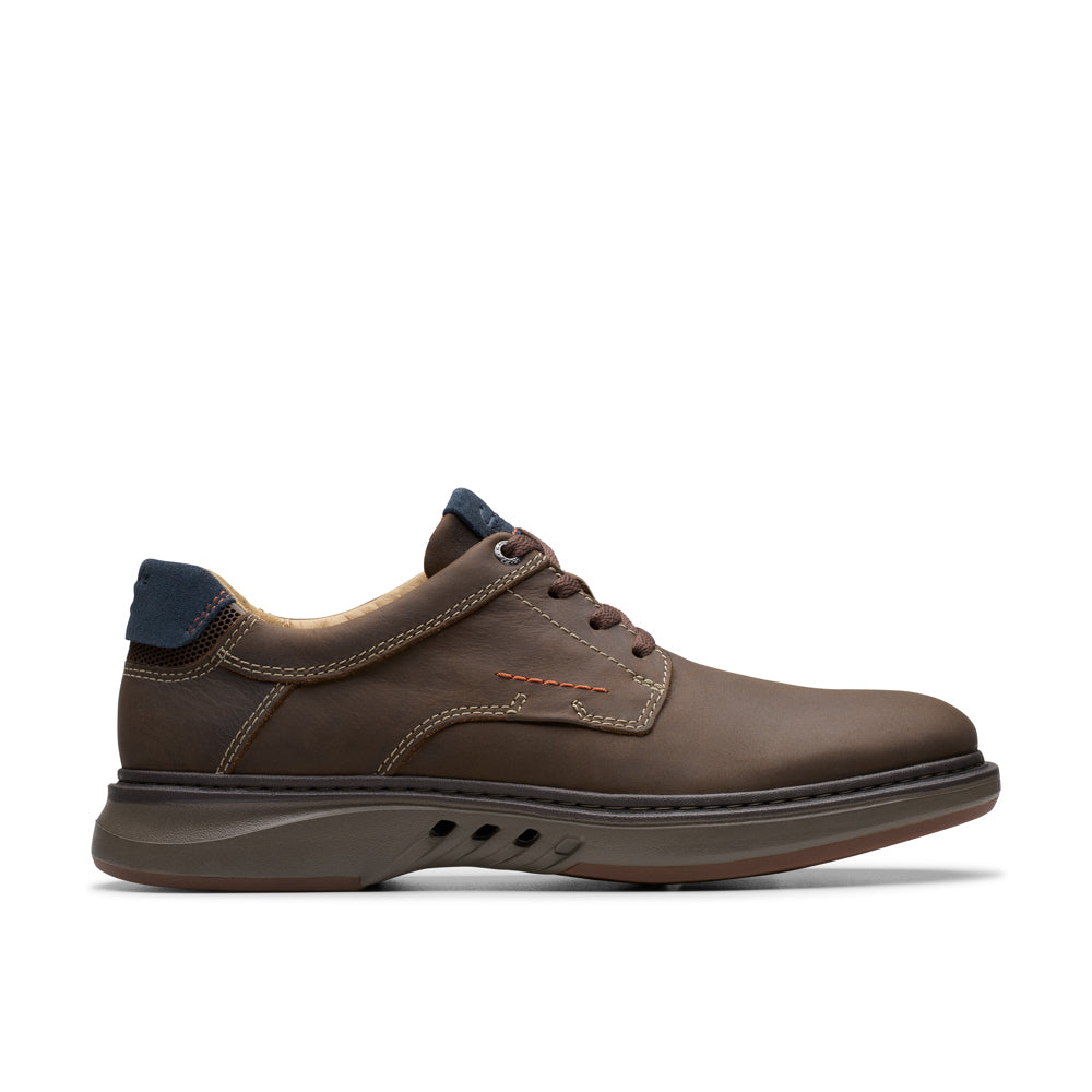 Un Briley Pace - Wide Feet